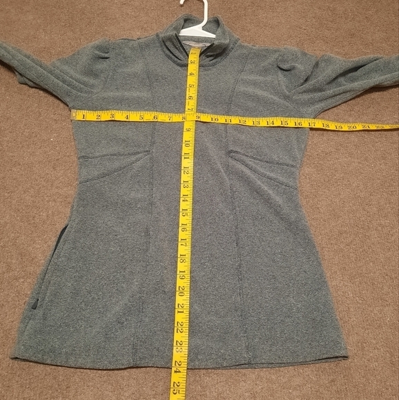 ATHLETA (XS) Gray Half Dome Half Zip Pullover Sweatshirt - Picture 8 of 8